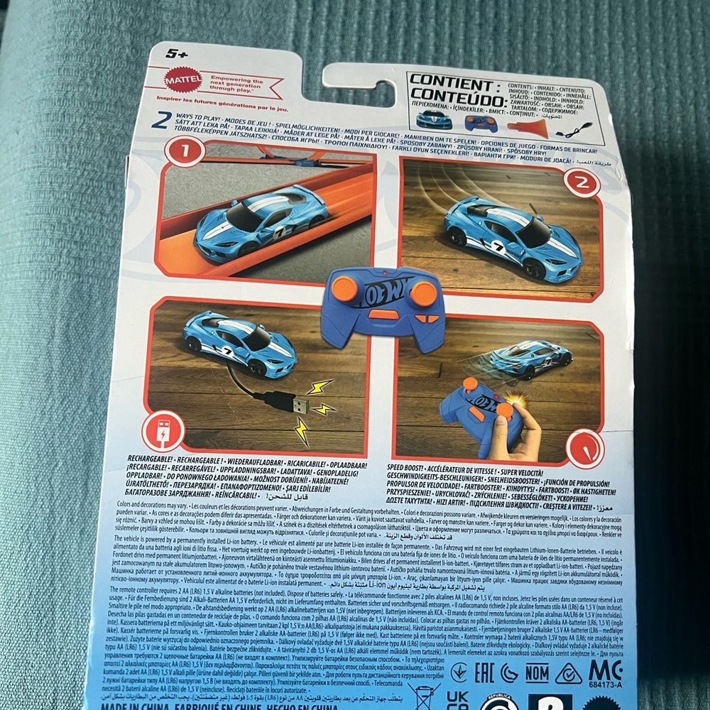 Kids R/c corvette hot wheels - Picture 3 of 3
